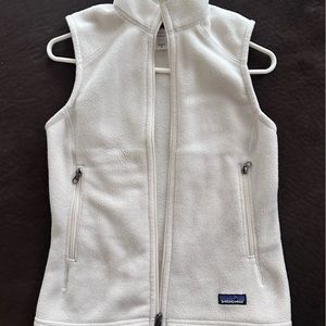 Patagonia off-white vest